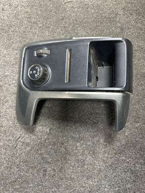 2014-2018 CHEVY SILVERADO DASH BEZEL WITH TRAILER TOW SWITCH AND HEADLIGHT (P)
