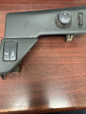 2015-2019 CHEVROLET TAHOE TRACTION HEADLIGHT CONTROL SWITCH W/TRIM PN: 22887683