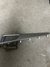 Load image into Gallery viewer, 2015-2017 HYUNDAI SONATA RIGHT PASSENGER AIR VENT (RH) (P)