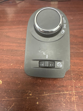 2016-2019 CHEVROLET CRUZE HEADLIGHT TURN SIGNAL CONTROL SWITCH (P)