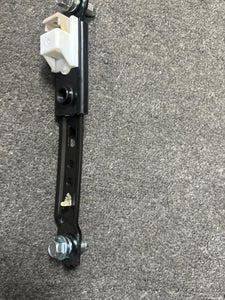 2014-2018 KIA FORTE FRONT SEATBELT HEIGHT ADJUSTER (P)