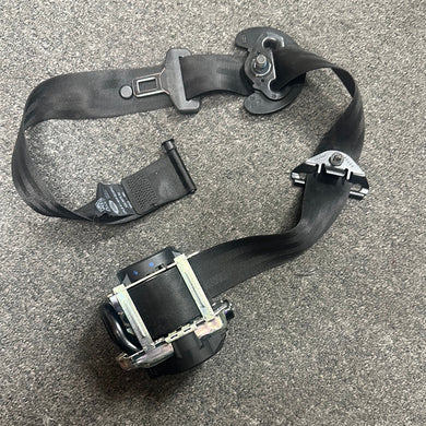 2014-2016 RANGE ROVER FRONT LEFT DRIVER SEATBELT (LH) (P)