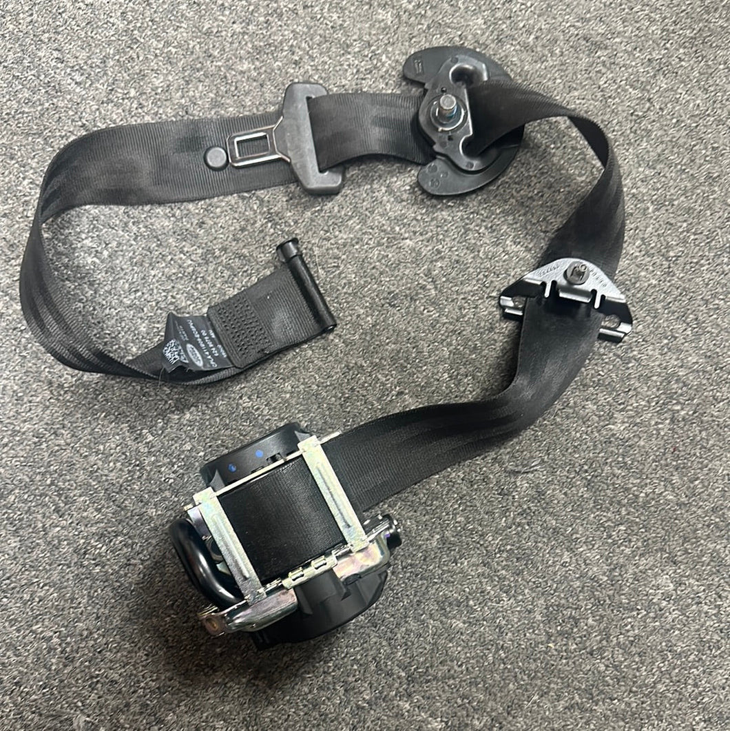 2014-2016 RANGE ROVER FRONT LEFT DRIVER SEATBELT (LH) (P)
