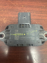 Load image into Gallery viewer, CHEVY SONIC YAW RATE IMPACT SENSOR (P) PN: 13578324