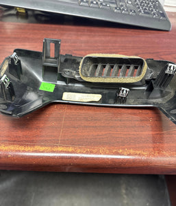 2014-2018 CHEVROLET SILVERADO PASSENGER SIDE DASH TRIM PANEL (RH) (P) GRAY