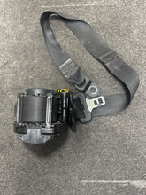 Load image into Gallery viewer, 2013-2019 DODGE JOURNEY FRONT DRIVER SEATBELT RETRACTOR (LH) (P)