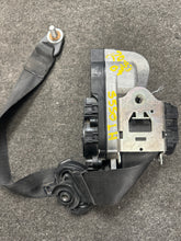 Load image into Gallery viewer, 2003-2006 MERCEDES S500 FRONT RIGHT PASSENGER SEATBELT (RH) (P)