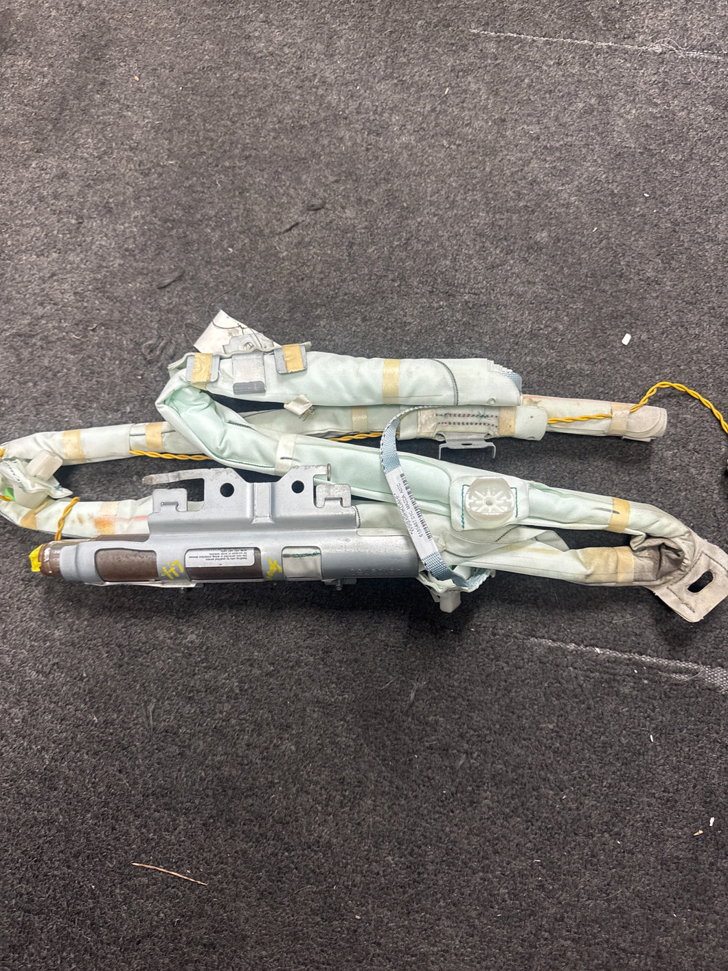 2010-2013 MAZDA 3 FRONT LEFT DRIVER CURTAIN AIRBAG (LH) (P)