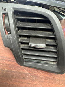 13-18 ACURA RDX BASE DRIVER LEFT AC AIR CONDITIONING VENT (LH) (P)