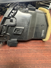 Load image into Gallery viewer, 13-18 ACURA RDX BASE DRIVER LEFT AC AIR CONDITIONING VENT (LH) (P)