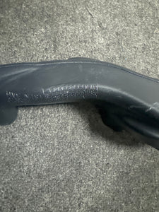 2017-2024 CADILLAC XT5 LEFT DRIVER FRONT AIR OUTLET DUCT (LH) (P)