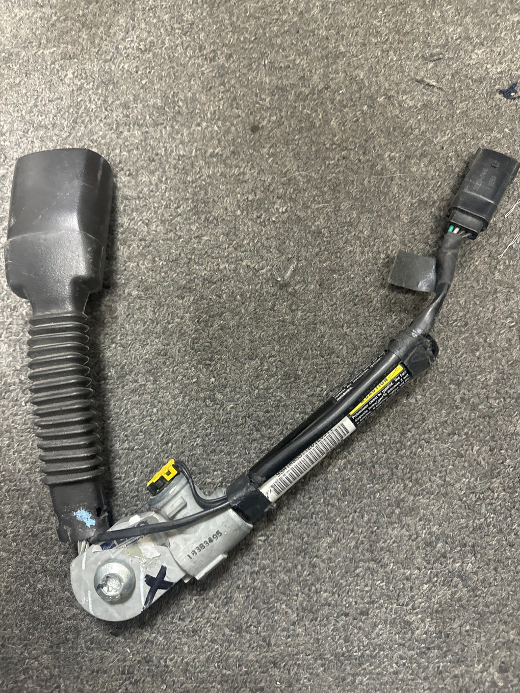 2011-2015 FORD FLEX FRONT DRIVER BUCKLE PRETENSIONER (LH) (P)