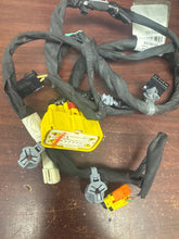 Load image into Gallery viewer, 2013-2016 CADILLAC SRX LEFT DRIVER SEAT ADJUSTER WIRING HARNESS (LH) (P) PN: 22861895