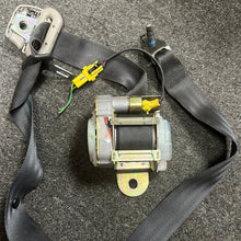 Load image into Gallery viewer, 2003-2005 DODGE RAM 1500 2500 3500 FRONT RIGHT PASSENGER SEATBELT (RH) (P)