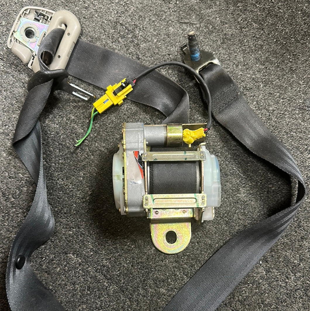 2003-2005 DODGE RAM 1500 2500 3500 FRONT RIGHT PASSENGER SEATBELT (RH) (P)
