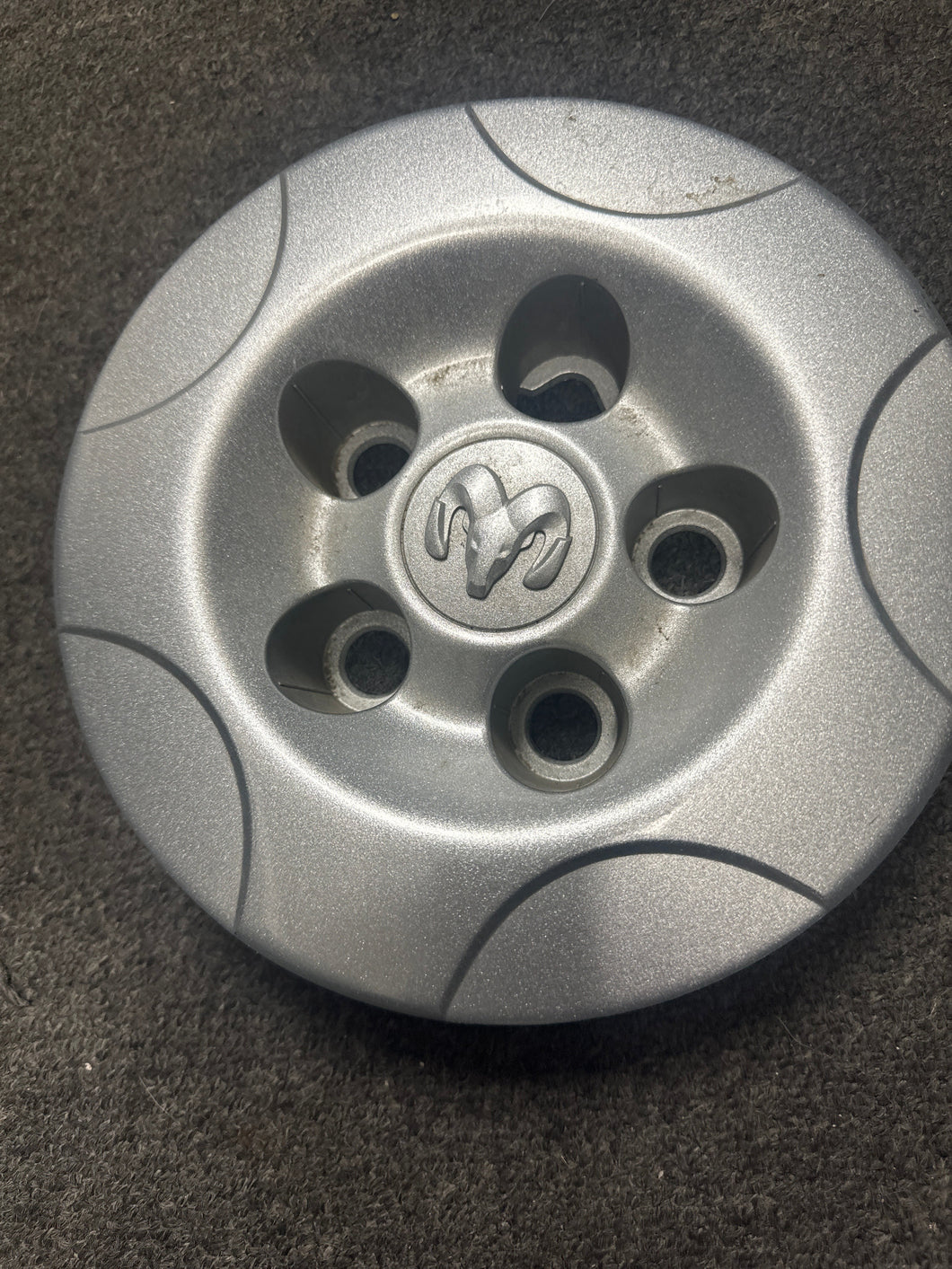 2015-2022 DODGE PROMASTER CITY 1500 WHEEL CENTER CAP SILVER FINISH (P) PN: 51921172