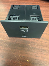 Load image into Gallery viewer, 2017-2020 AUDI A3 S3 AUDIO USB PORT PLUG SOCKET AUX PLUG ASSEMBLY (P) PN: 8V0035708