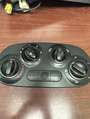 2012-2017 FIAT 500 POP TEMP CONTROL 2DR FACE PLATE (BLACK) (P)