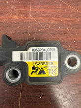 Load image into Gallery viewer, CHEVROLET TRAILBLAZER FRONT IMPACT SENSOR (P) PN: 15085679
