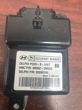 Load image into Gallery viewer, HYUNDAI GENESIS COUPE FRONT RIGHT SEAT OCCUPANT SENSOR (RH) (P) PN:  88950-2M000