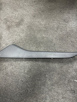 2020-2022 NISSAN SENTRA FRONT RIGHT PASSENGER SIDE CENTER CONSOLE COVER TRIM (P)