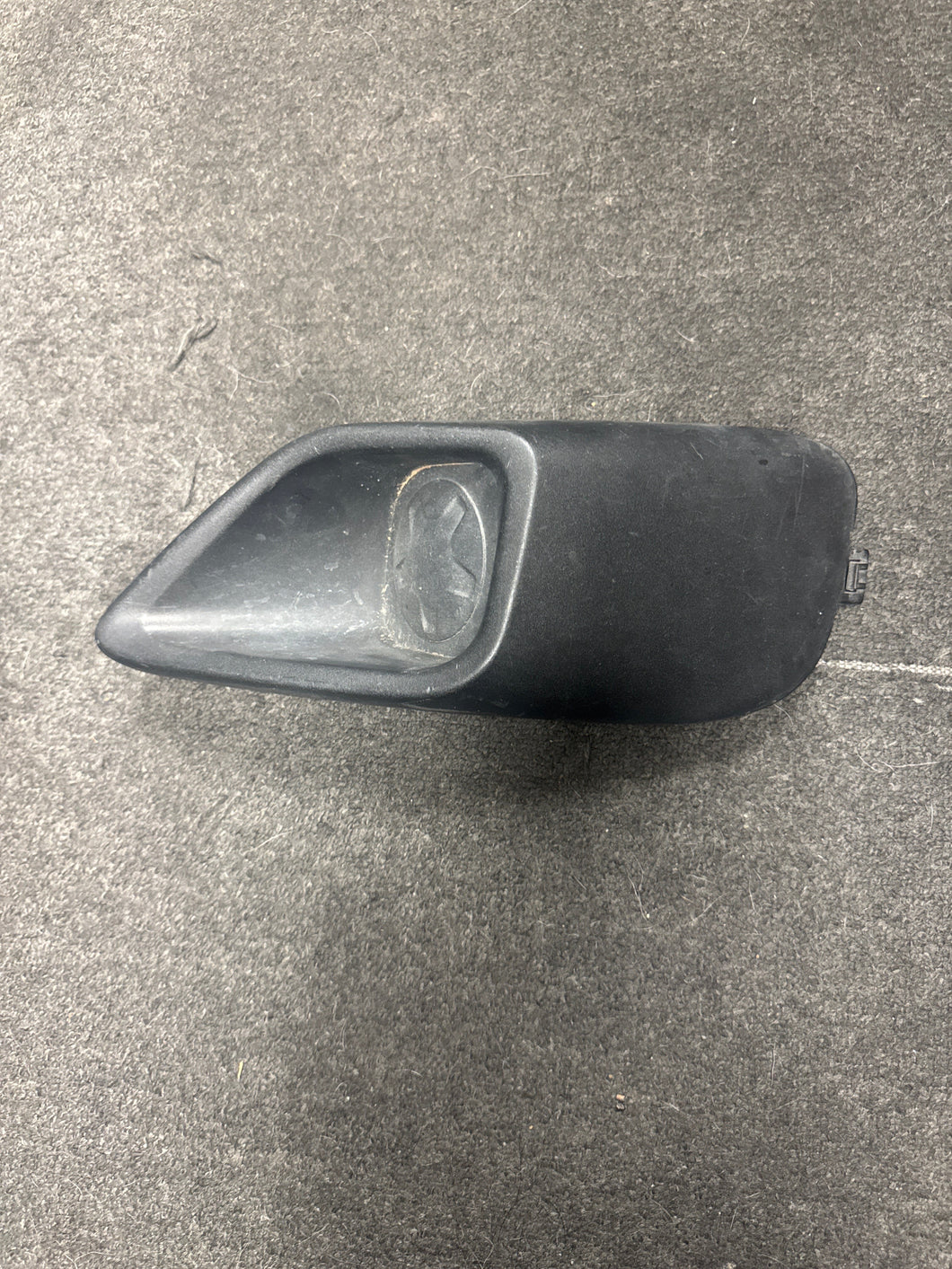 2015-2018 RAM PROMASTER CITY RIGHT PASSENGER FOG TRIM COVER (RH) (P)