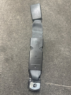 2013-2024 DODGE RAM 1500 CL REAR CENTER 2ND ROW BUCKLE (P)