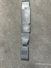 Load image into Gallery viewer, 2013-2024 DODGE RAM 1500 CL REAR CENTER 2ND ROW BUCKLE (P)