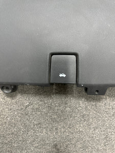 2015-2020 GMC YUKON LOWER DASH KNEE BOLSTER COVER (LH) (P)