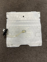 Load image into Gallery viewer, 2017-2020 TESLA MODEL X PASSENGER SEAT OCCUPANT SENSOR (RH) (P) PN: 1036763-00-C