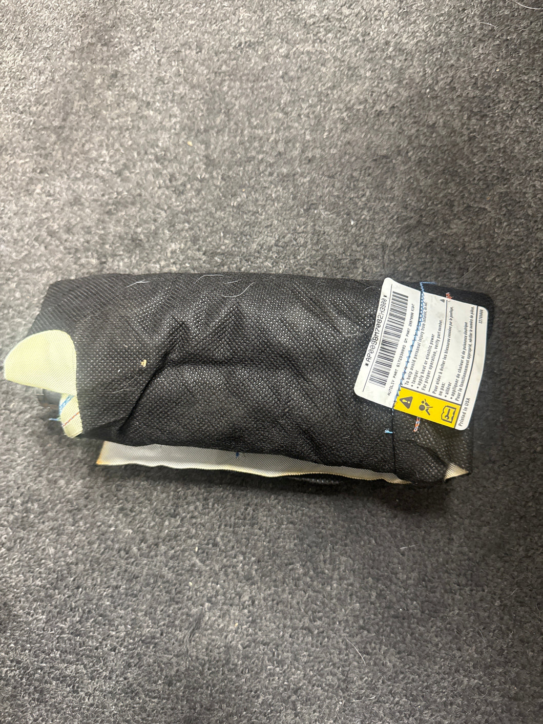 2011-2015 CADILLAC CTS FRONT RIGHT SEAT AIRBAG (RH) (P)