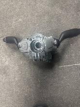 Load image into Gallery viewer, HYUNDAI SONATA STEERING COLUMN COMBINATION SWITCH ASSEMBLY (P)