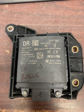 Load image into Gallery viewer, NISSAN ROGUE SPORT RIGHT PASSENGER BLIND SPOT MODULE SENSOR PN: 284K0-HV01A