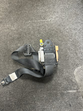 Load image into Gallery viewer, 2004-2007 NISSAN 350Z FRONT LEFT DRIVER SEATBELT (LH) (P)