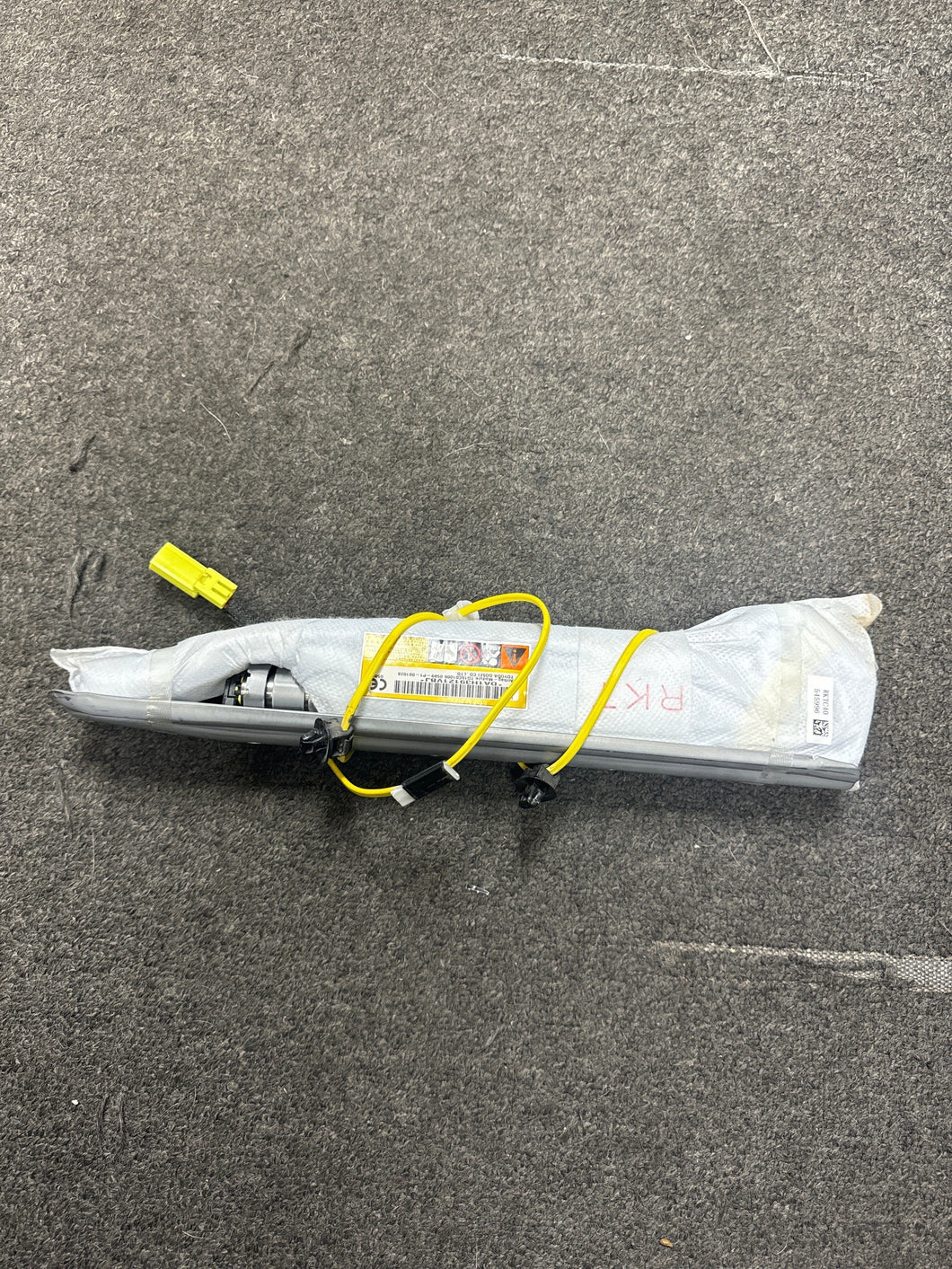 2019-2022 TOYOTA RAV4 FRONT RIGHT PASSENGER SEAT AIRBAG (RH) (P)