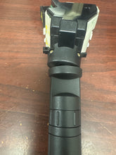 Load image into Gallery viewer, 2003-2007 NISSAN MURANO HEADLIGHT TURN SIGNAL CONTROL SWITCH (P)
