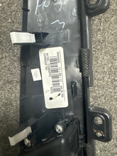 Load image into Gallery viewer, 2018-2019 HYUNDAI SONATA RIGHT PASSENGER AIR VENT (RH) (P)