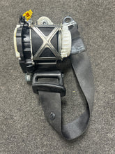 Load image into Gallery viewer, 2007-2012 MERCEDES GL550 X164 RIGHT PASSENGER SEATBELT (RH) (P)