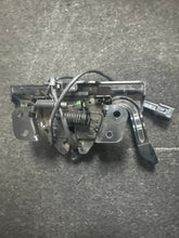 Load image into Gallery viewer, 2015-2017 HYUNDAI SONATA HOOD LOCK LATCH (P)