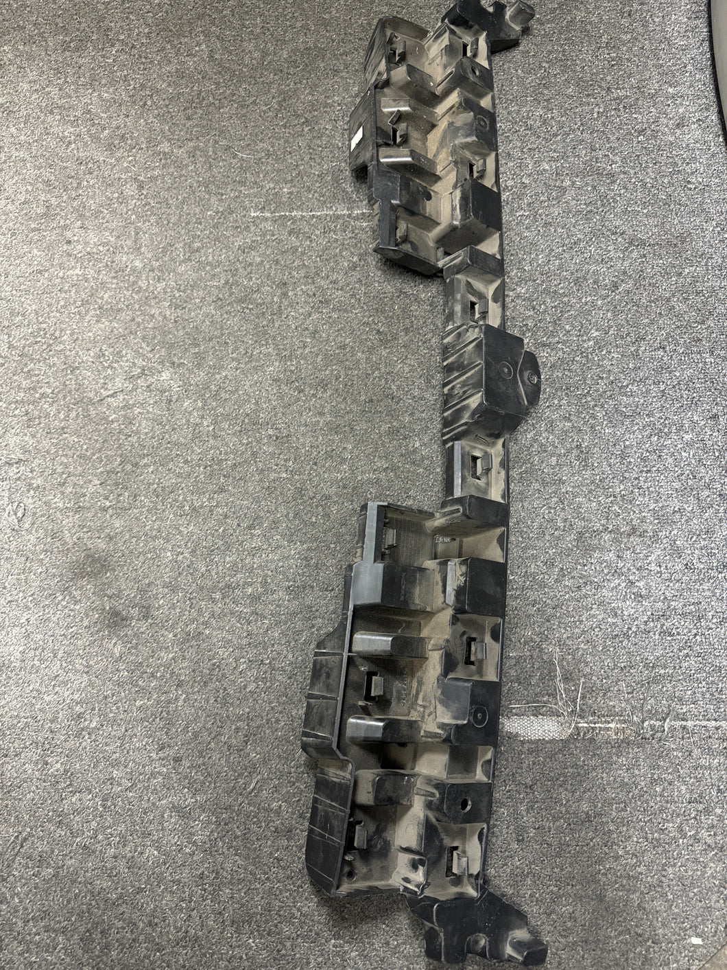 2015-2021 FIAT 500 FRONT BUMPER REINFORCEMENT (P)