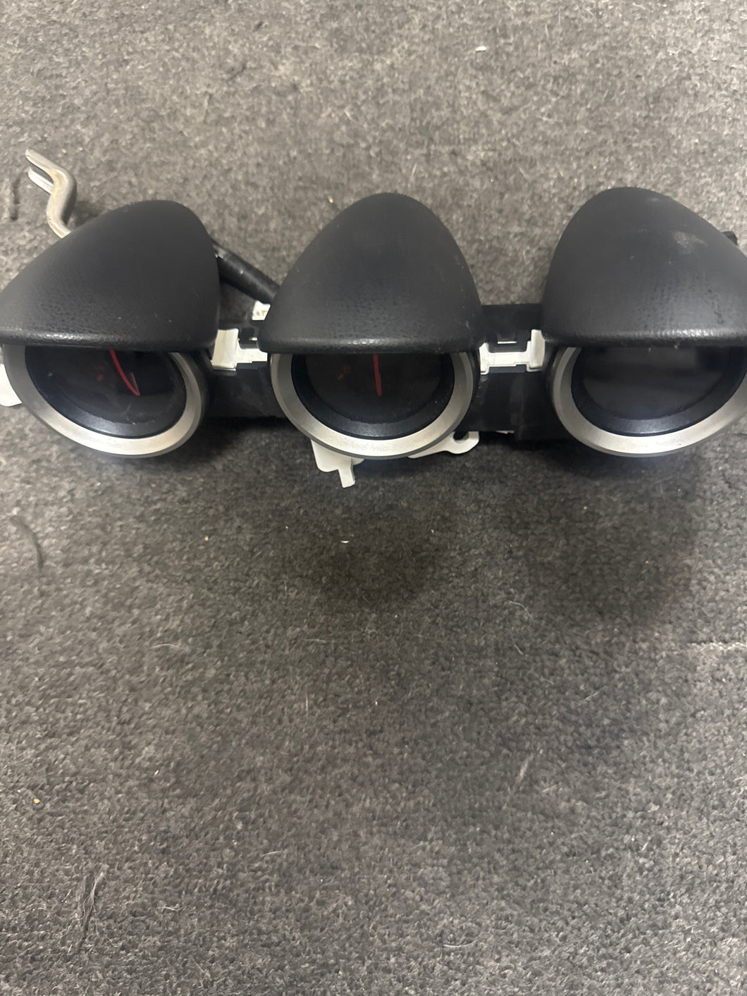 2009-2017 NISSAN 370Z FRONT DASH CENTER TRIPOD CLUSTER GAUGE (P)