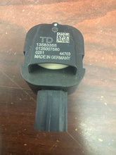 Load image into Gallery viewer, CADILLAC XT4 FRONT RIGHT IMPACT SENSOR (RH) (P) PN: 13583355