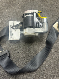 2010 MAZDA 3 FRONT PASSENGER SEATBELT (RH) (P)