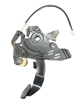 Load image into Gallery viewer, 2016-2023 MERCEDES METRIS W447 FOOT OPERATED PARKING BRAKE PEDAL (P)