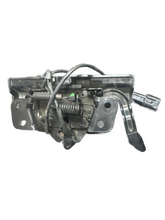 Load image into Gallery viewer, 2015-2017 HYUNDAI SONATA HOOD LOCK LATCH (P)