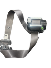 Load image into Gallery viewer, 2009-2010 LINCOLN MKS FRONT LEFT DRIVER SEATBELT (LH) (P)