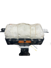 Load image into Gallery viewer, 2013-2016 HYUNDAI ELANTRA FRONT PASSENGER DASH AIRBAG (RH) (P)