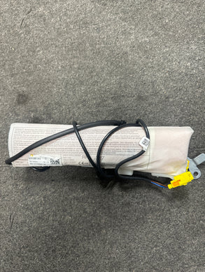 2015-2020 PORSCHE MACAN FRONT PASSENGER SEAT AIRBAG (RH) (P)