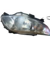 Load image into Gallery viewer, 2008-2009 TOYOTA COROLLA FRONT RIGHT HEADLIGHT (RH) (P)