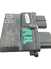 Load image into Gallery viewer, TOYOTA COROLLA RIGHT SIDE SEAT OCCUPANT SENSOR (RH) (P) PN: 89952-0E011